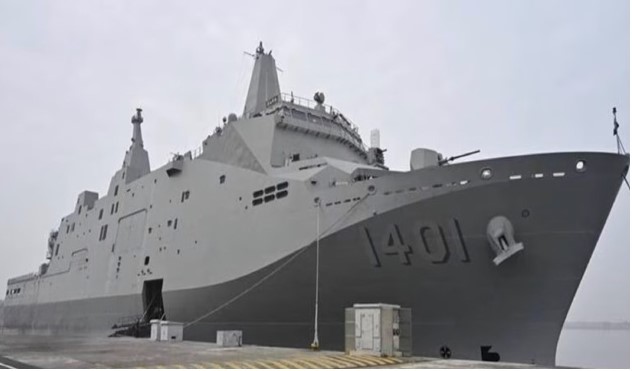 「TikTok」瘋傳海軍「玉山軍艦」在台灣海峽接受美軍支援艦供油。圖/取自海軍官網 